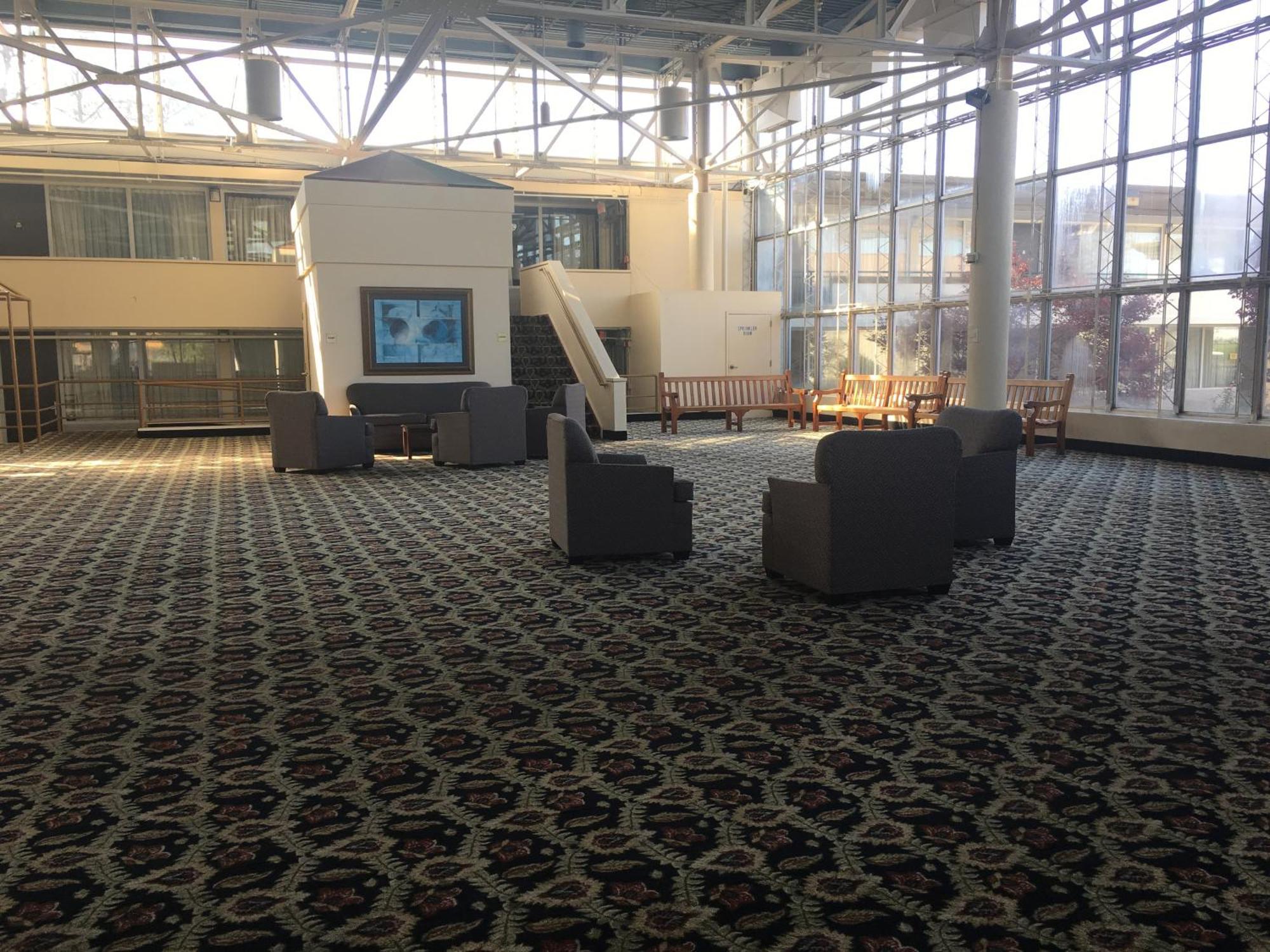 Days Inn By Wyndham Montgomery Near Aum Exterior foto